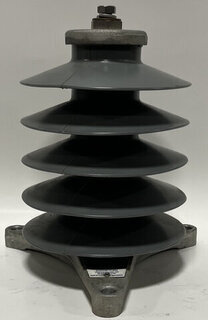 MACLEAN - ZSP0021-1231 - 21KV/17KV Station Class Lightning Arrester Product Image